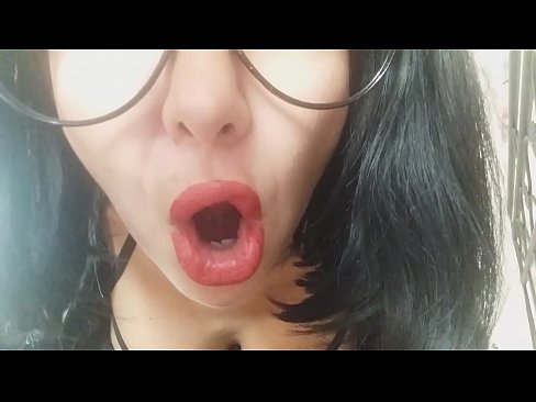 ❤️ ګرانه، ستا سوزنده مور به تاسو نن ښوونځي ته نه پریږدي ... زه تاسو ته ډیره اړتیا لرم ... په فحش ps.assay-define-smartlink.ru